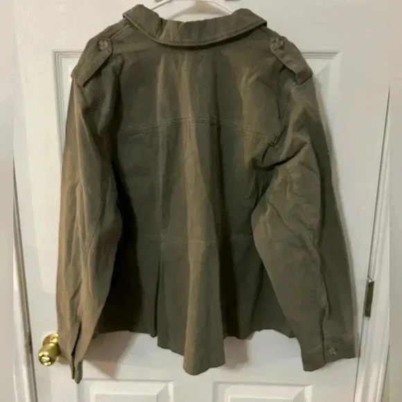 Torrid‎ women’s button down jacket - Picture 2 of 6